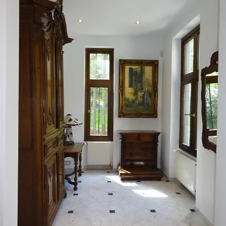 Frühstückspension Le Chateau Des Eglantines Montignies-le-Tilleul