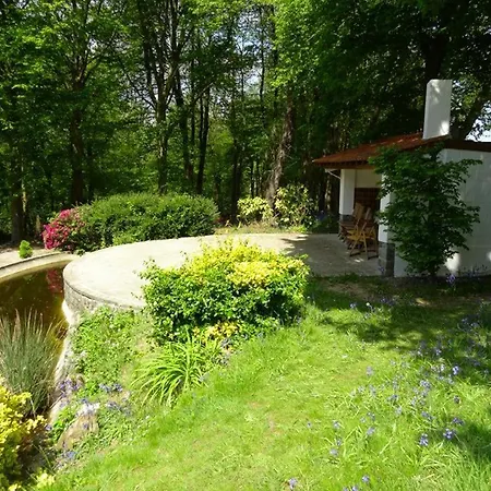 Frühstückspension Le Chateau Des Eglantines Montignies-le-Tilleul