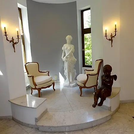 Le Chateau Des Eglantines 3* Montignies-le-Tilleul